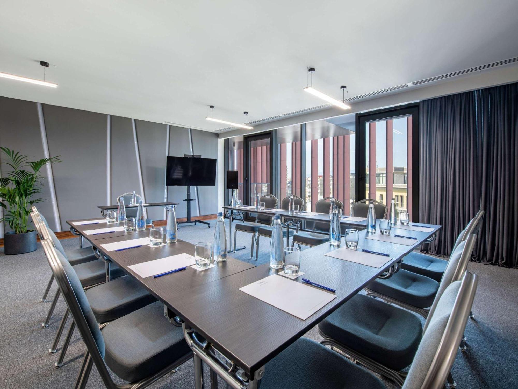 Tbilisi Philharmonic Hotel By Mercure Extérieur photo