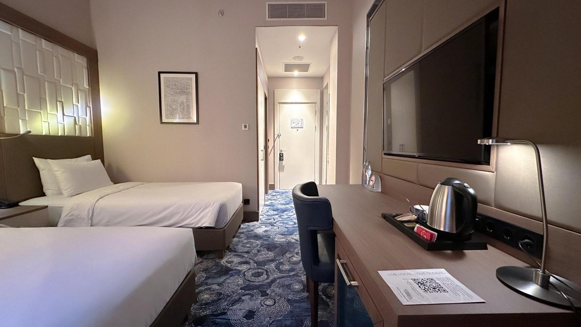 Tbilisi Philharmonic Hotel By Mercure Chambre photo